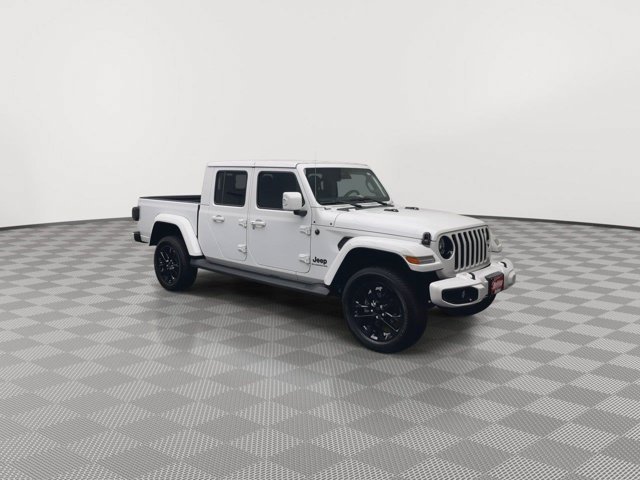 Used 2022 Bright White Clearcoat Jeep High Altitude image 32