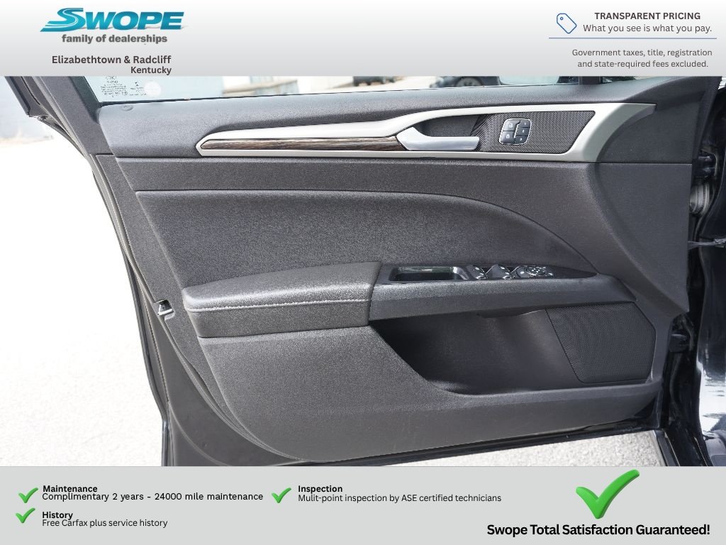 Used 2015 Tuxedo Black Ford SE image 13