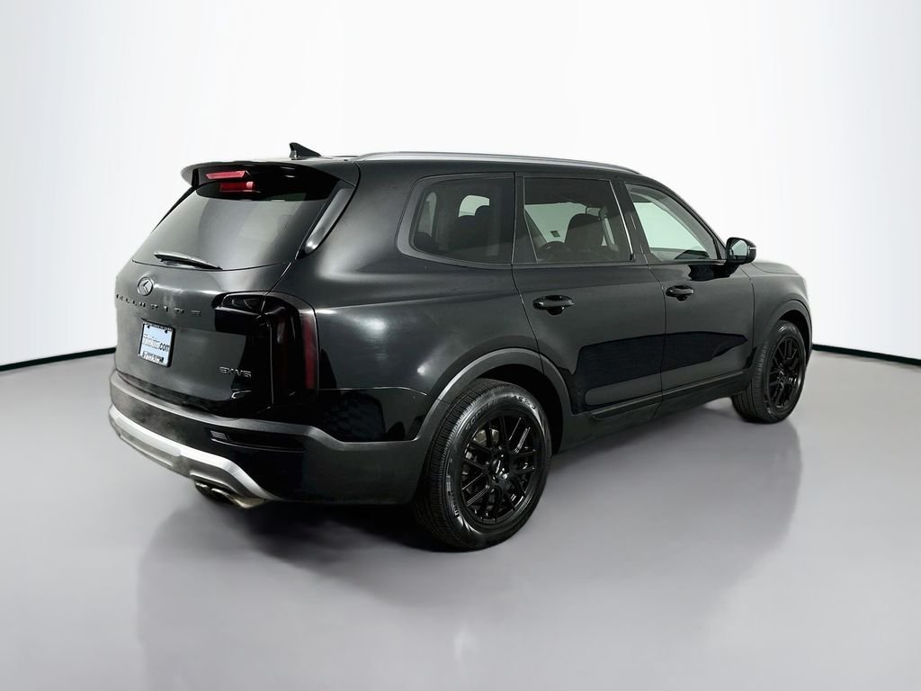 Used 2020 Ebony Black Kia EX image 8