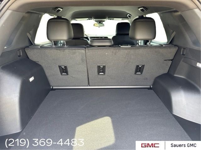 New 2026 Summit White GMC Elevation image 24
