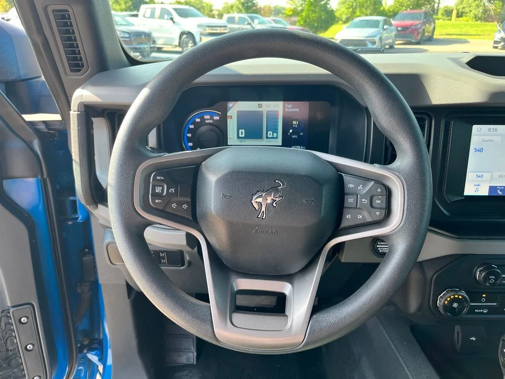Used 2023 Blue Ford Base image 16