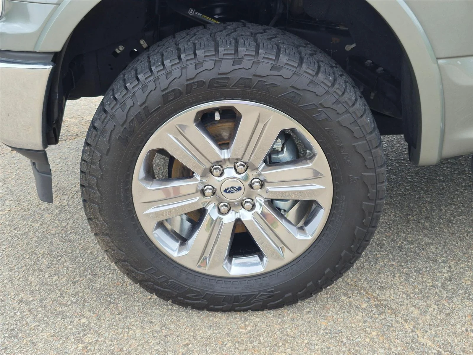Used 2019 Ingot Silver Metallic Ford LARIAT image 10