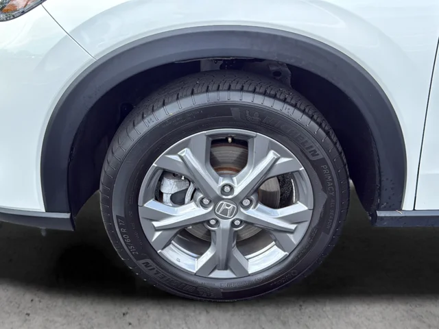 Used 2026  Honda LX image 9