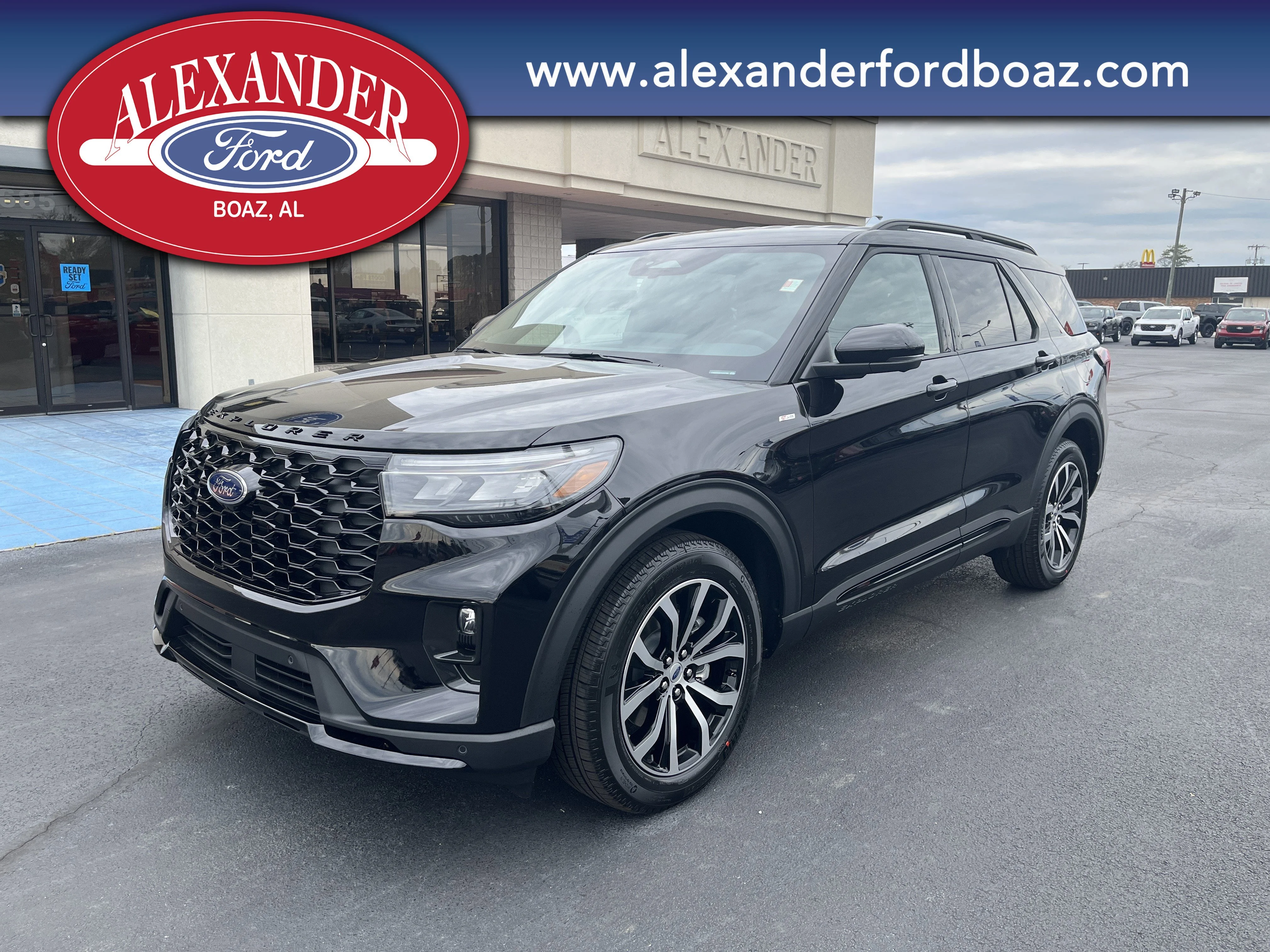 New 2026 Agate Black Metallic Ford ST-Line image 1