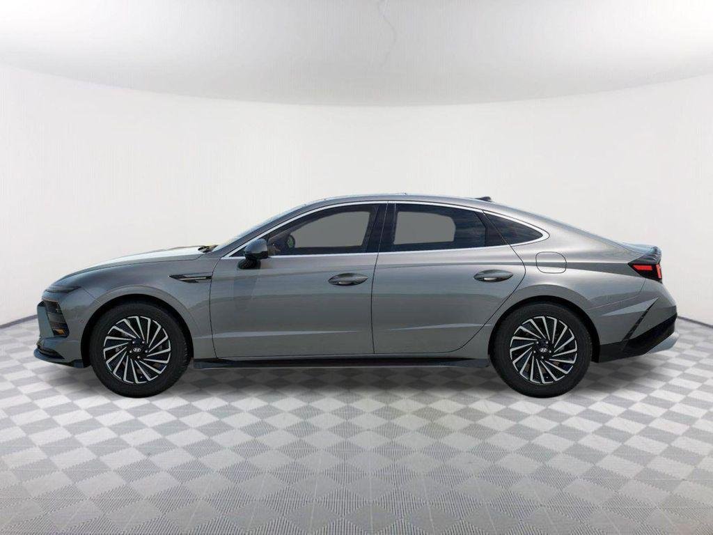 New 2026 Gray Hyundai Limited image 3