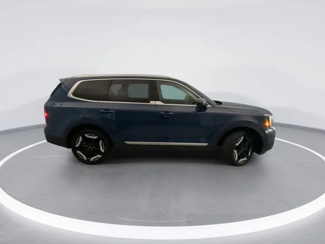 Used 2024 Black Kia EX image 7