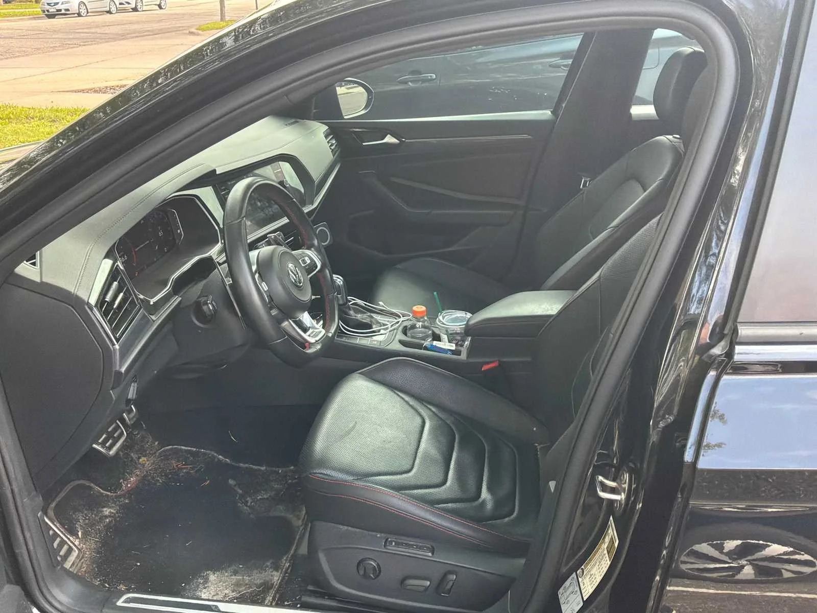Certified Used 2020 Deep Black Pearl Volkswagen Autobahn image 5