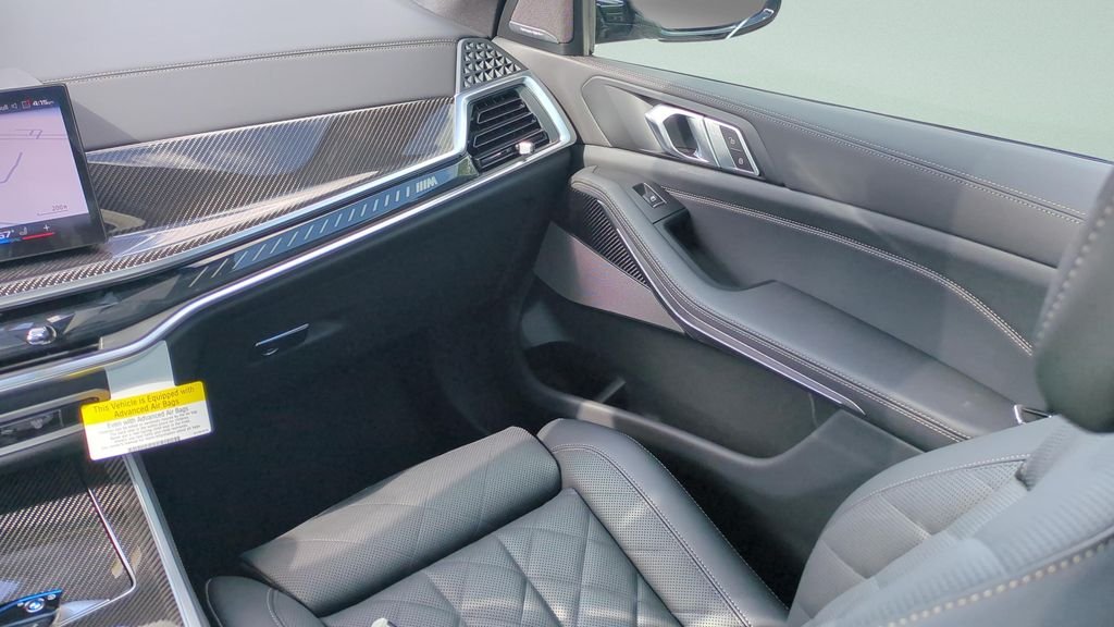 New 2026 Dravit Grey Metallic BMW M60i image 15