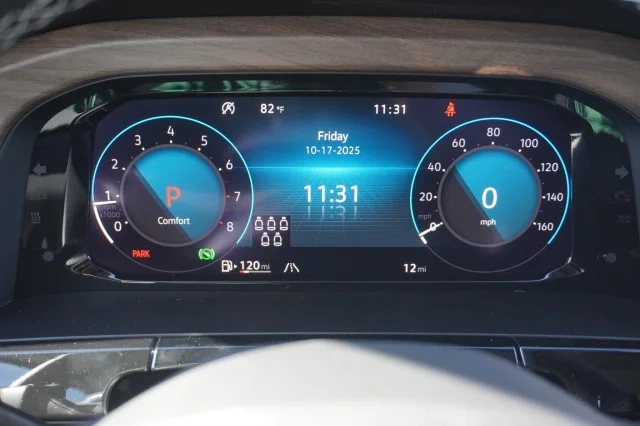 2026 Volkswagen Atlas SE w/Tech - Photo 25