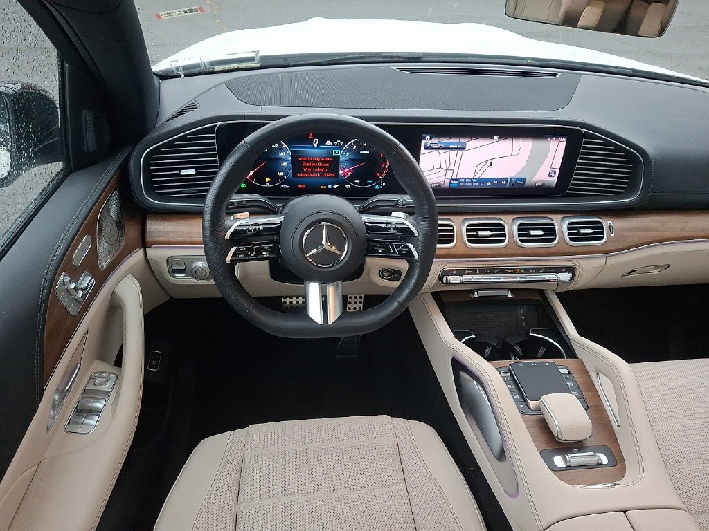 Certified Used 2024  Mercedes-Benz GLS 450 image 11