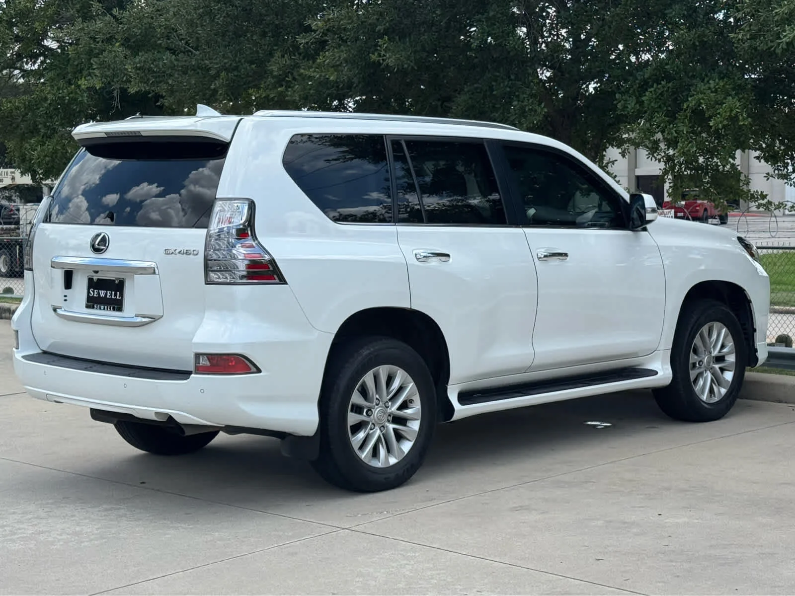 Used 2021 Starfire Pearl Lexus Premium image 5