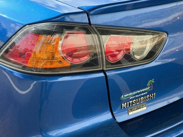 Used 2017  Mitsubishi ES image 39