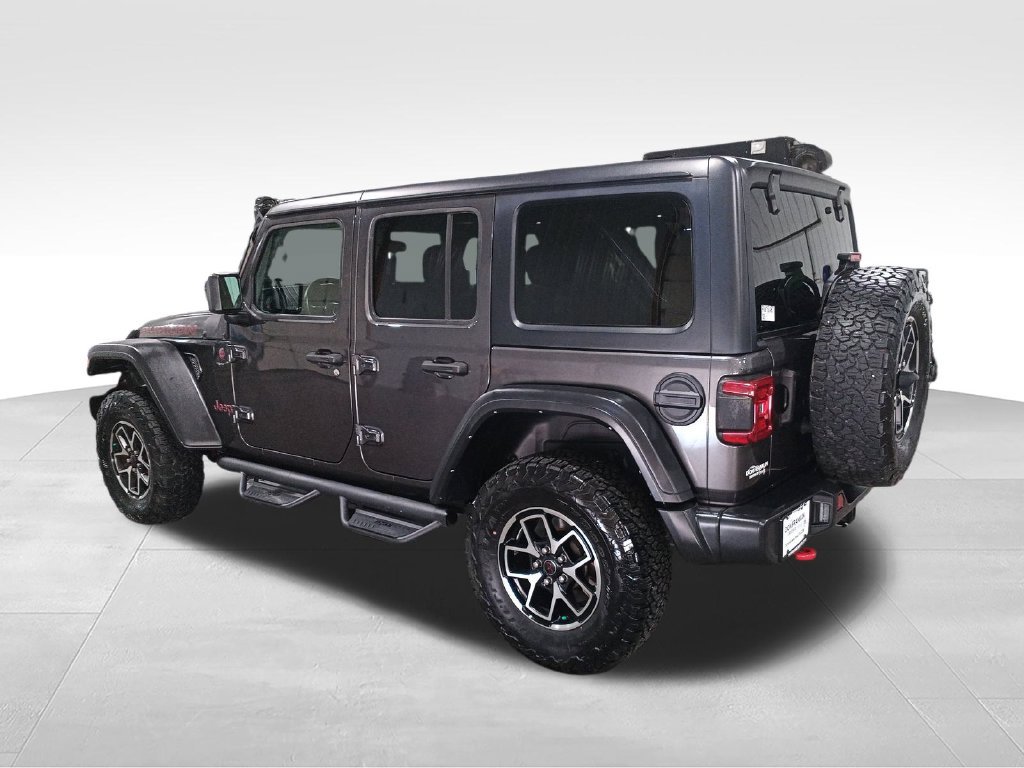 Used 2024 Gray Jeep Rubicon image 4