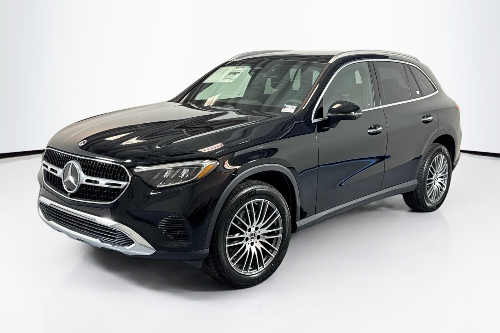 New 2026 Black Mercedes-Benz GLC 300 image 1