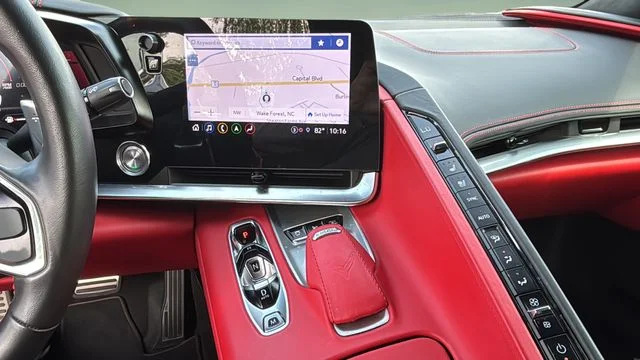 Used 2022 Red Chevrolet Stingray image 26