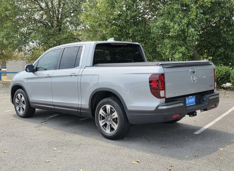 Used 2017 Lunar Silver Metallic Honda RTL-T 4x2 Crew Cab 5.3