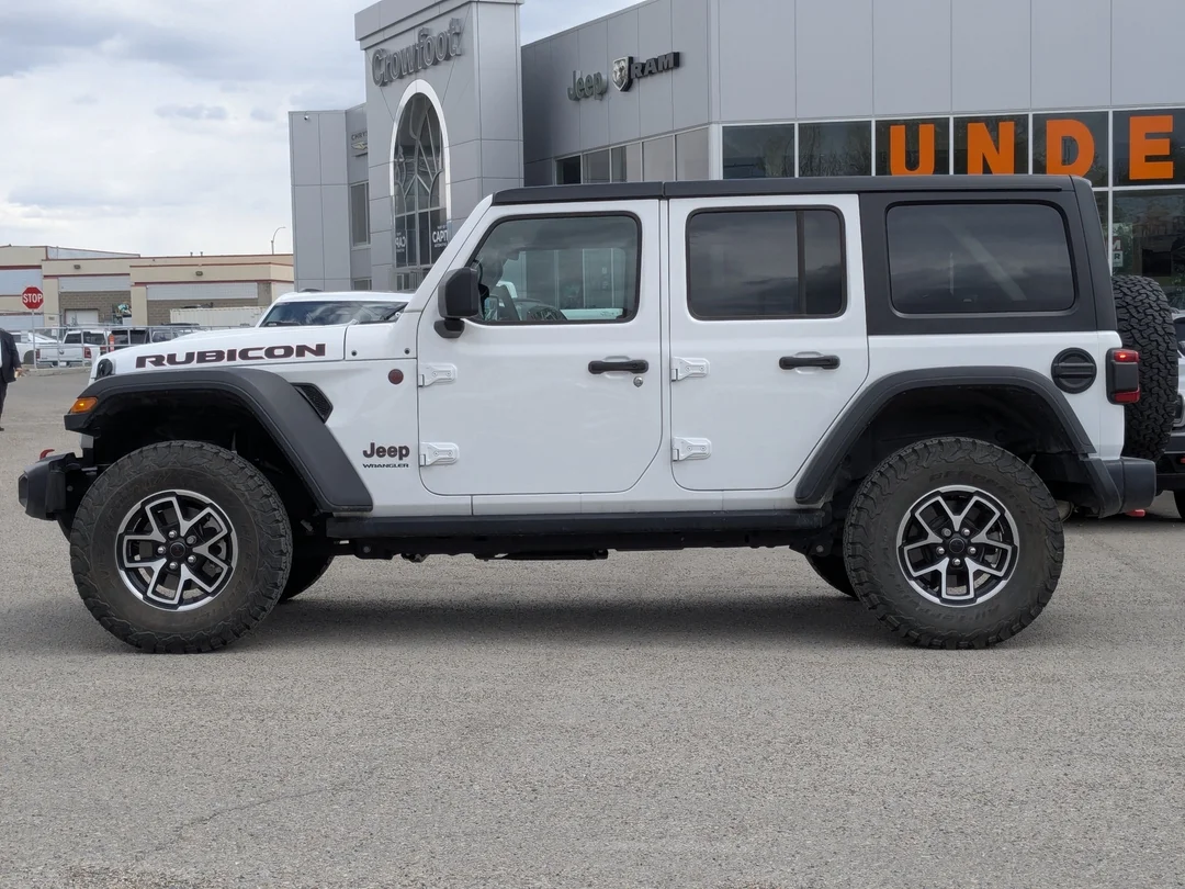 Certified Used 2024 White Jeep Rubicon - - Tech Grp - Safety Grp - Alpine Audio - Blind Spot & More! image 5