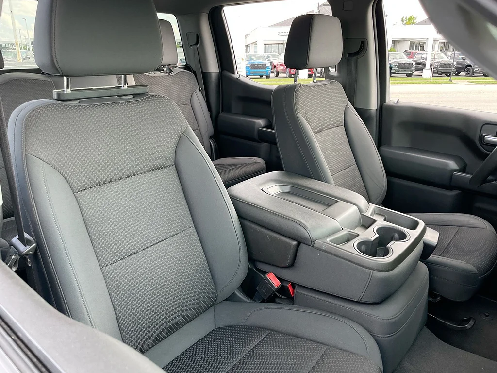 Used 2019 Black Chevrolet Custom Trail Boss image 24