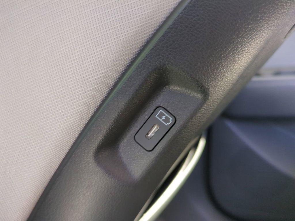 2026 Hyundai Santa Fe SE - Photo 18