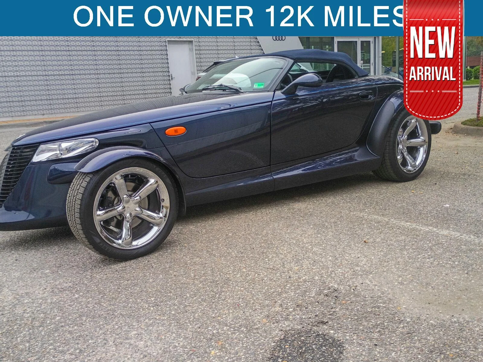 Used 2001 Prowler Midnight Blue Pearl Plymouth Roadster image 1