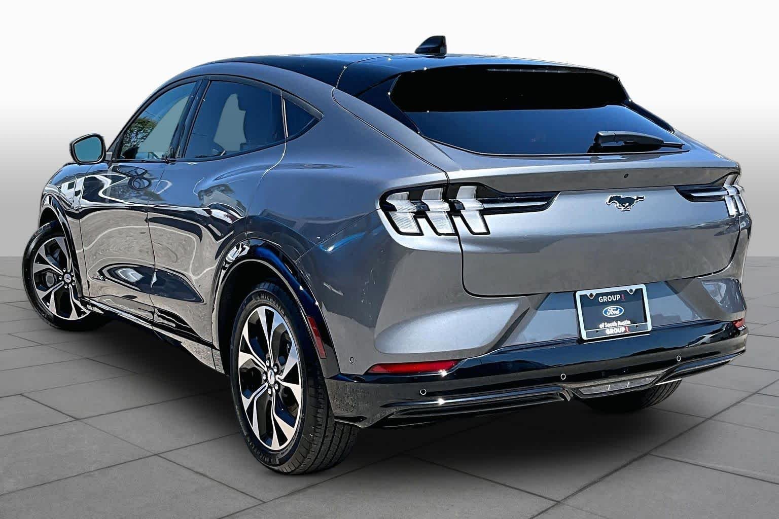 Certified Used 2023 Carbonized Gray Metallic Ford Premium image 5