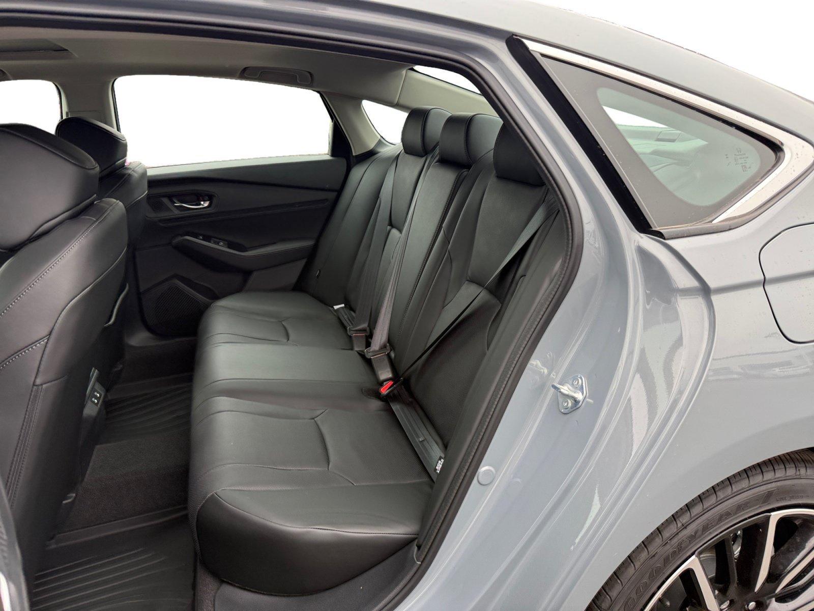 New 2026 Urban Gray Pearl Honda Touring image 16