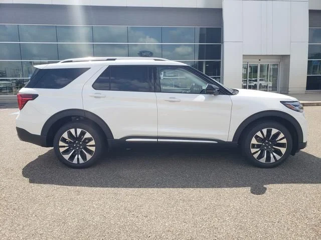New 2026 White Ford Platinum image 3