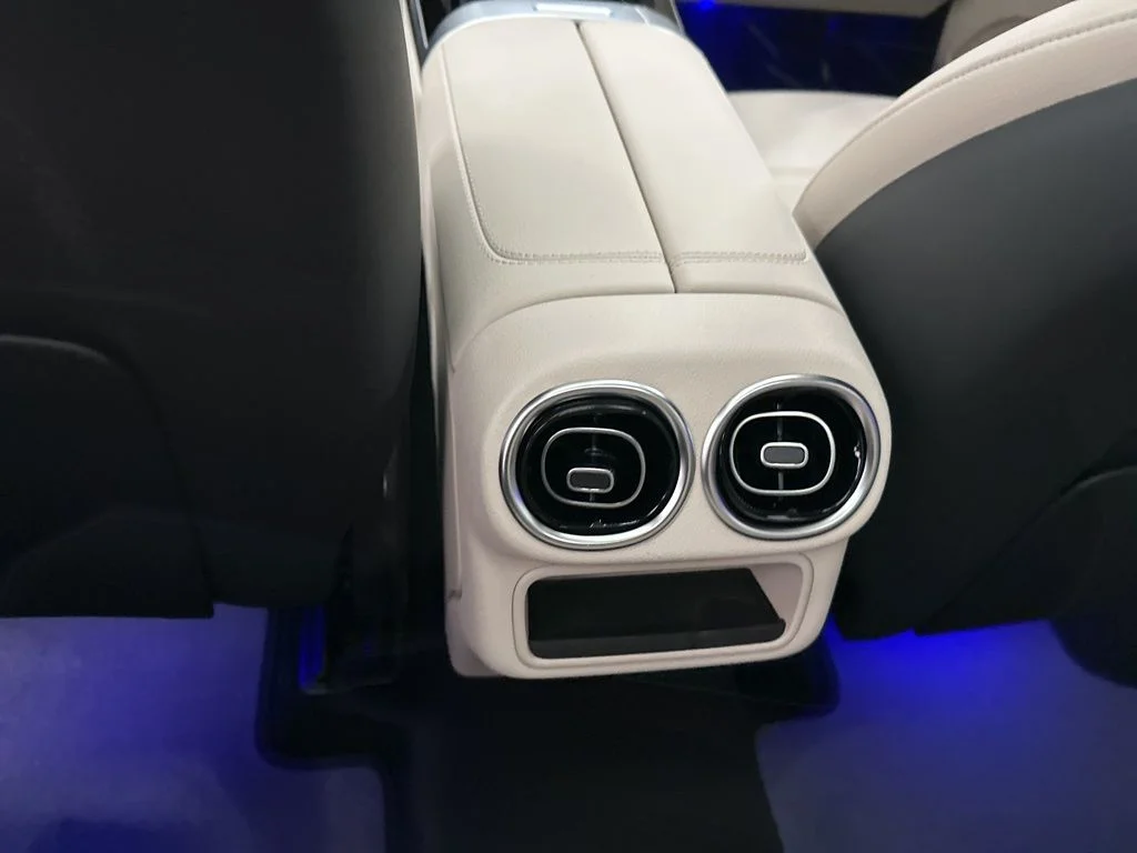 Used 2026 White Mercedes-Benz GLC 300 image 20