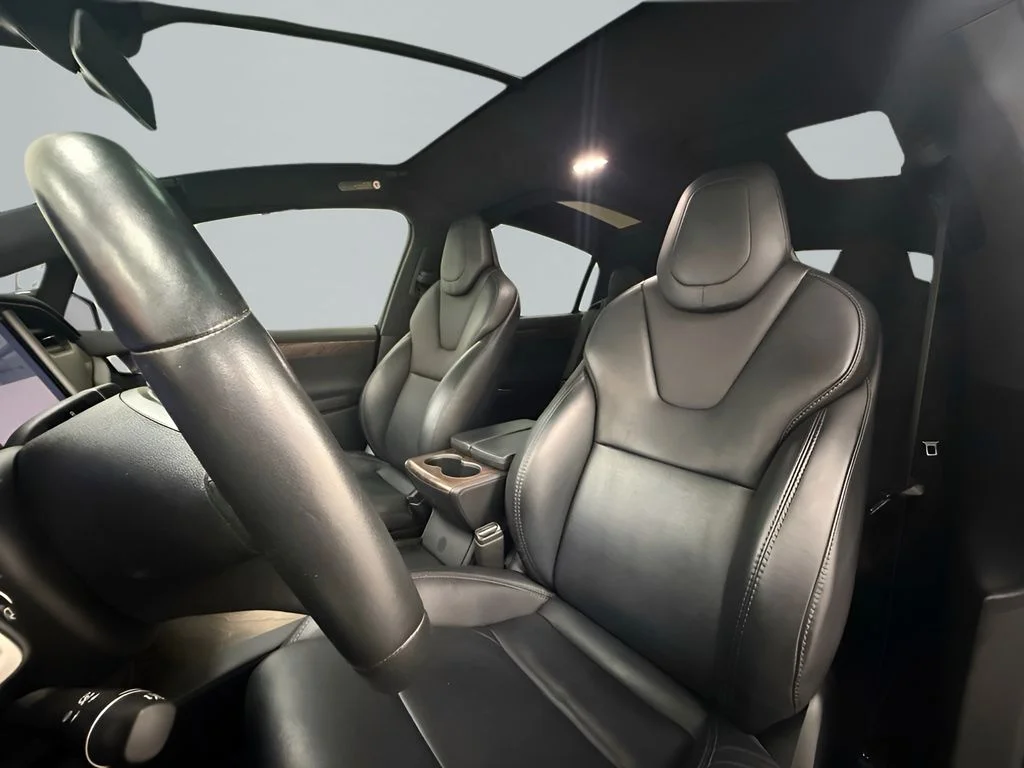 Used 2018 Black Tesla 100D image 10