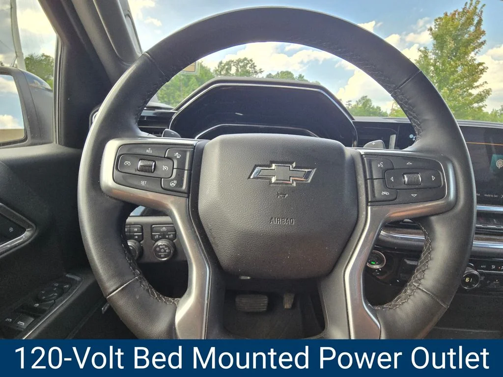 Used 2025 White Chevrolet RST image 24
