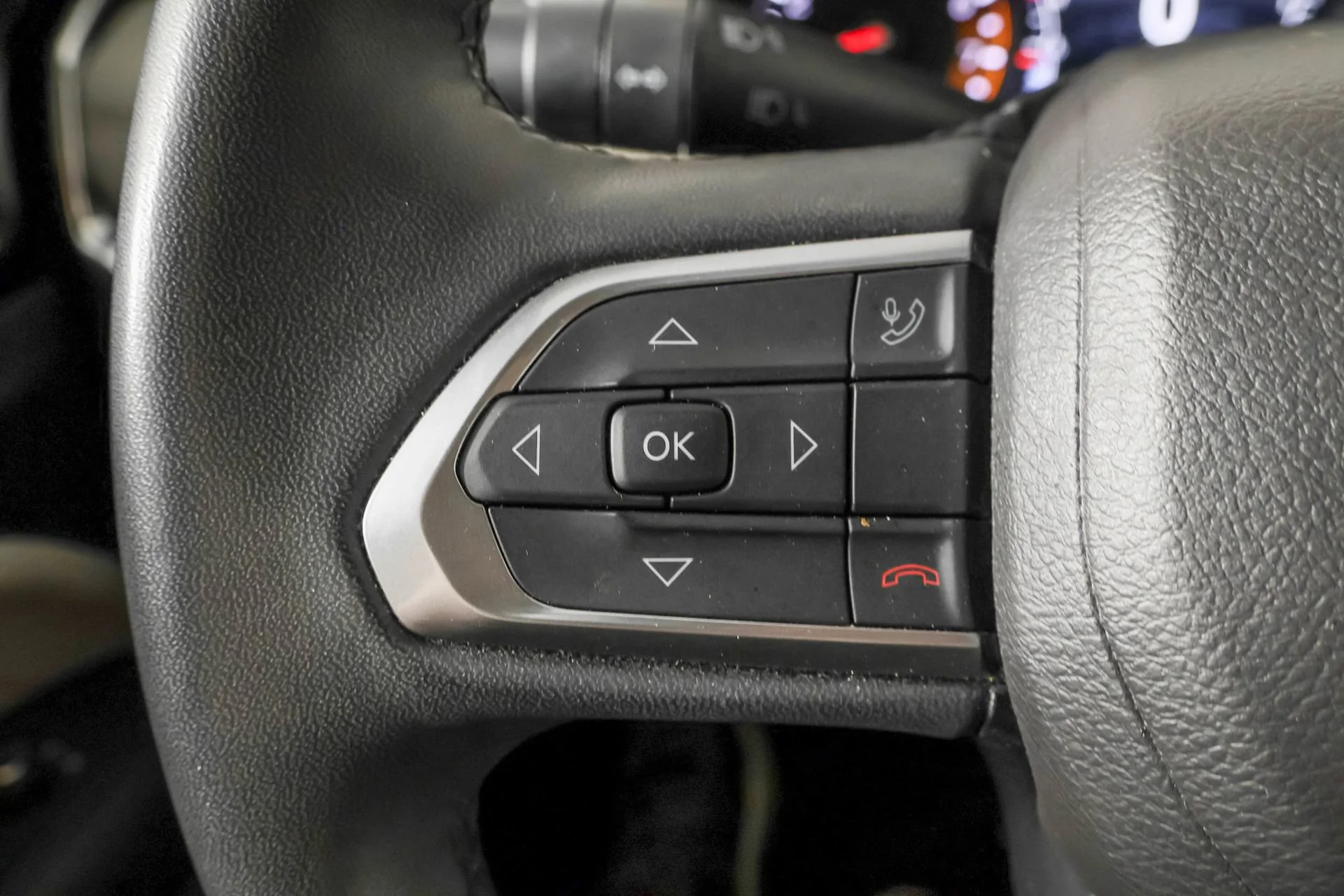 Used 2023 Blue Jeep Limited image 26