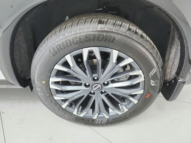 New 2026 White Nissan Platinum image 55