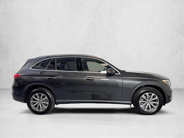 New 2026 Graphite Grey Metallic Mercedes-Benz GLC 300 image 33