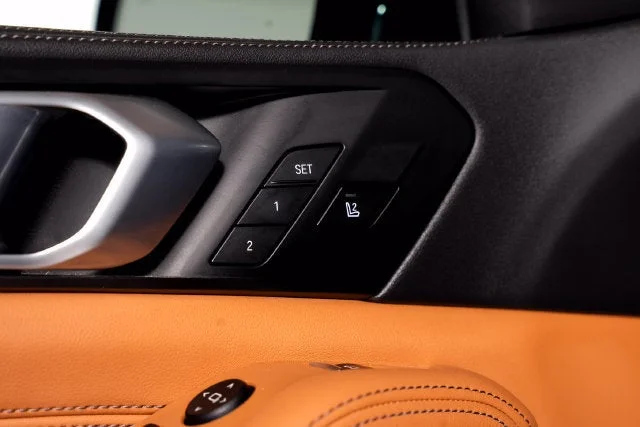 Used 2024 Carbon Black Metallic BMW M60i image 63