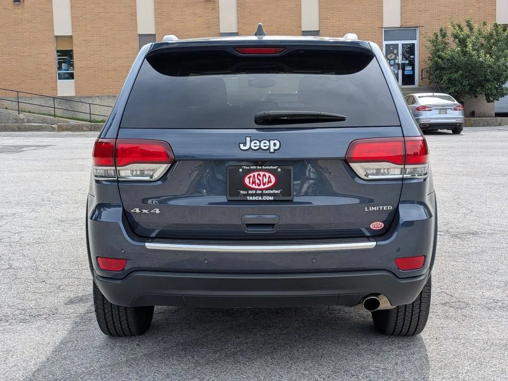Used 2021 Blue Jeep Limited image 4
