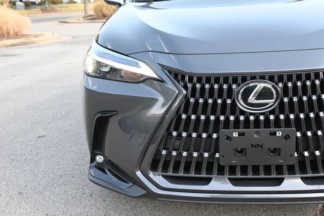 2026 Lexus NX 350 - Photo 14