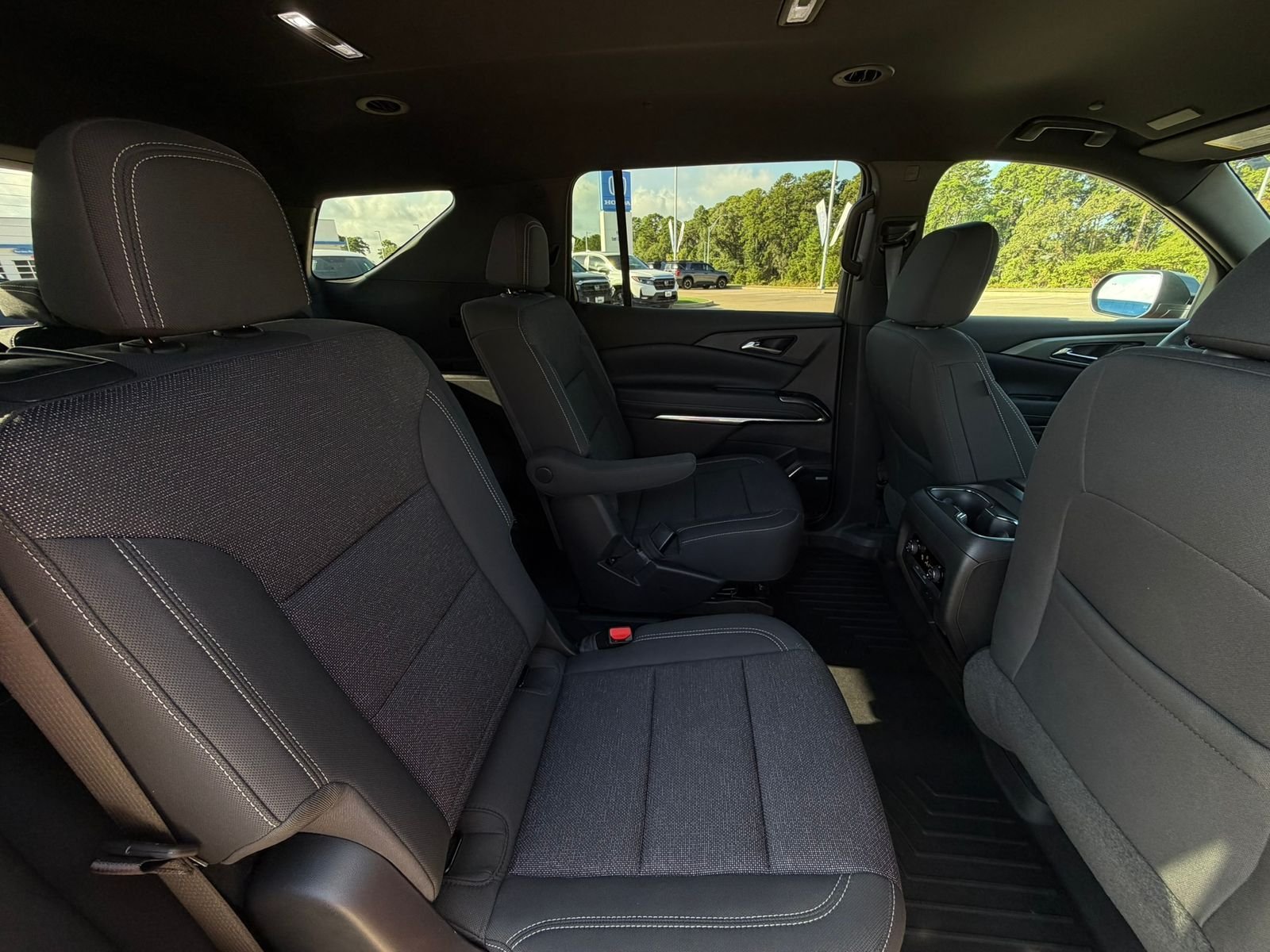 Used 2025 Radiant Red Tintcoat Chevrolet LT image 28