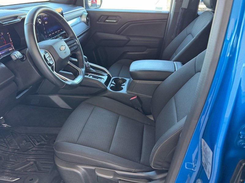 2023 Chevrolet Colorado LT - Photo 13