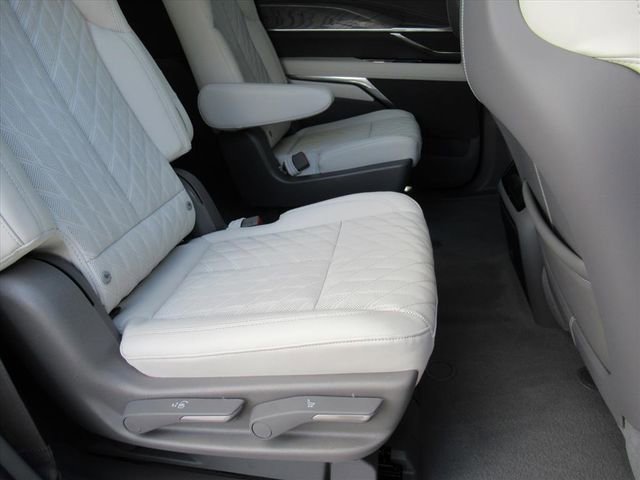 2026 Cadillac Escalade IQL Sport - Photo 33