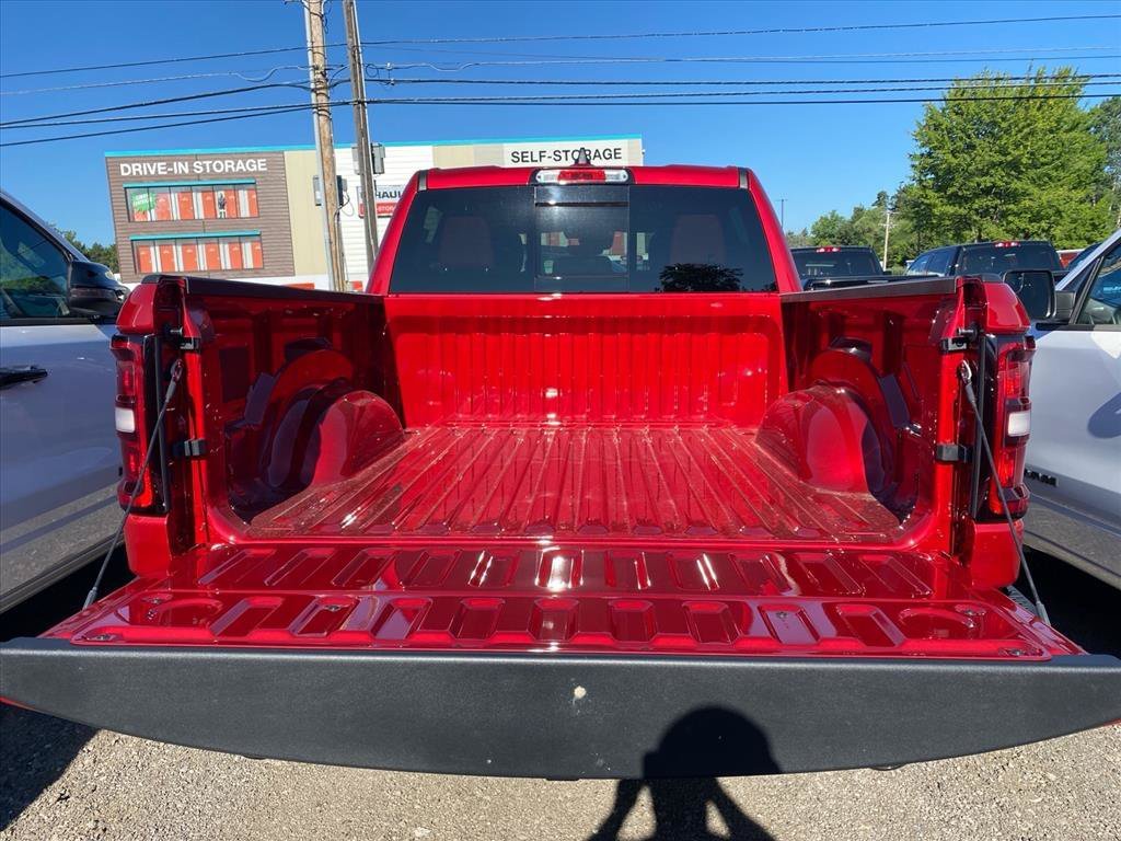 New 2026 Molten Red Pearl-Coat Exterior Paint RAM Rebel image 15