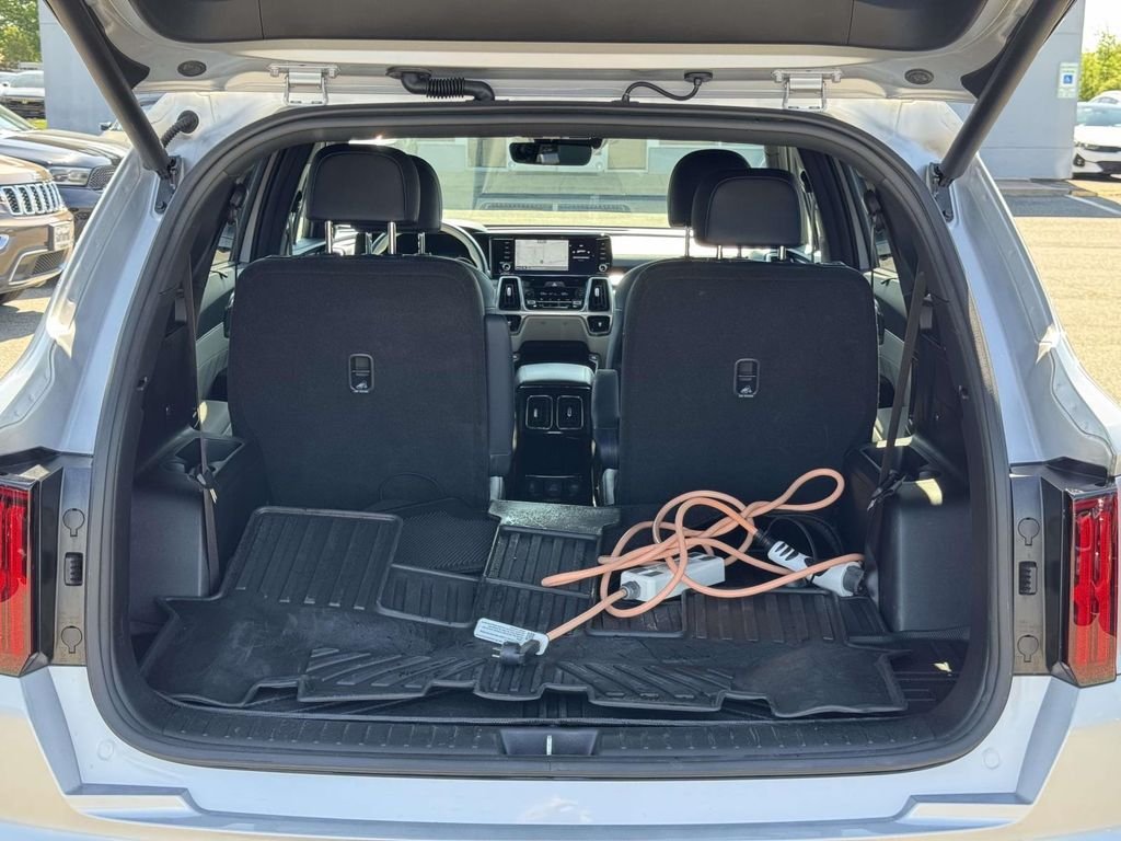 Used 2023 Silver Kia SX Prestige image 29
