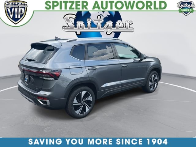 Used 2025 Gray Volkswagen 1.5T SE image 9