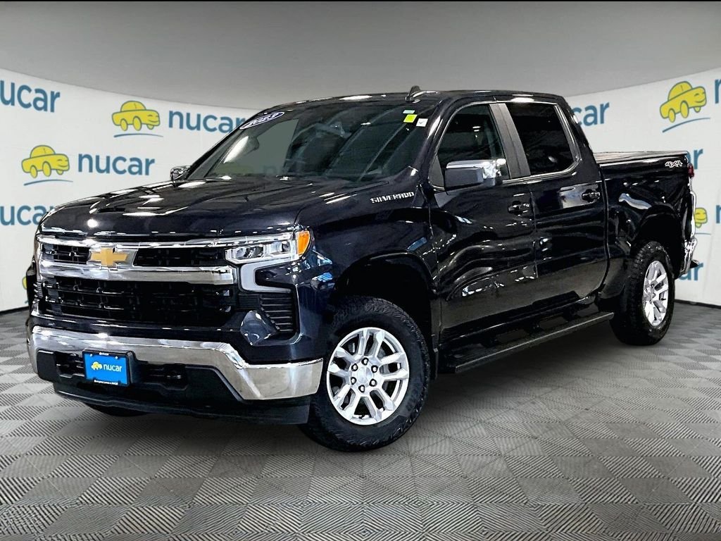 Used 2022 Gray Chevrolet LT image 3