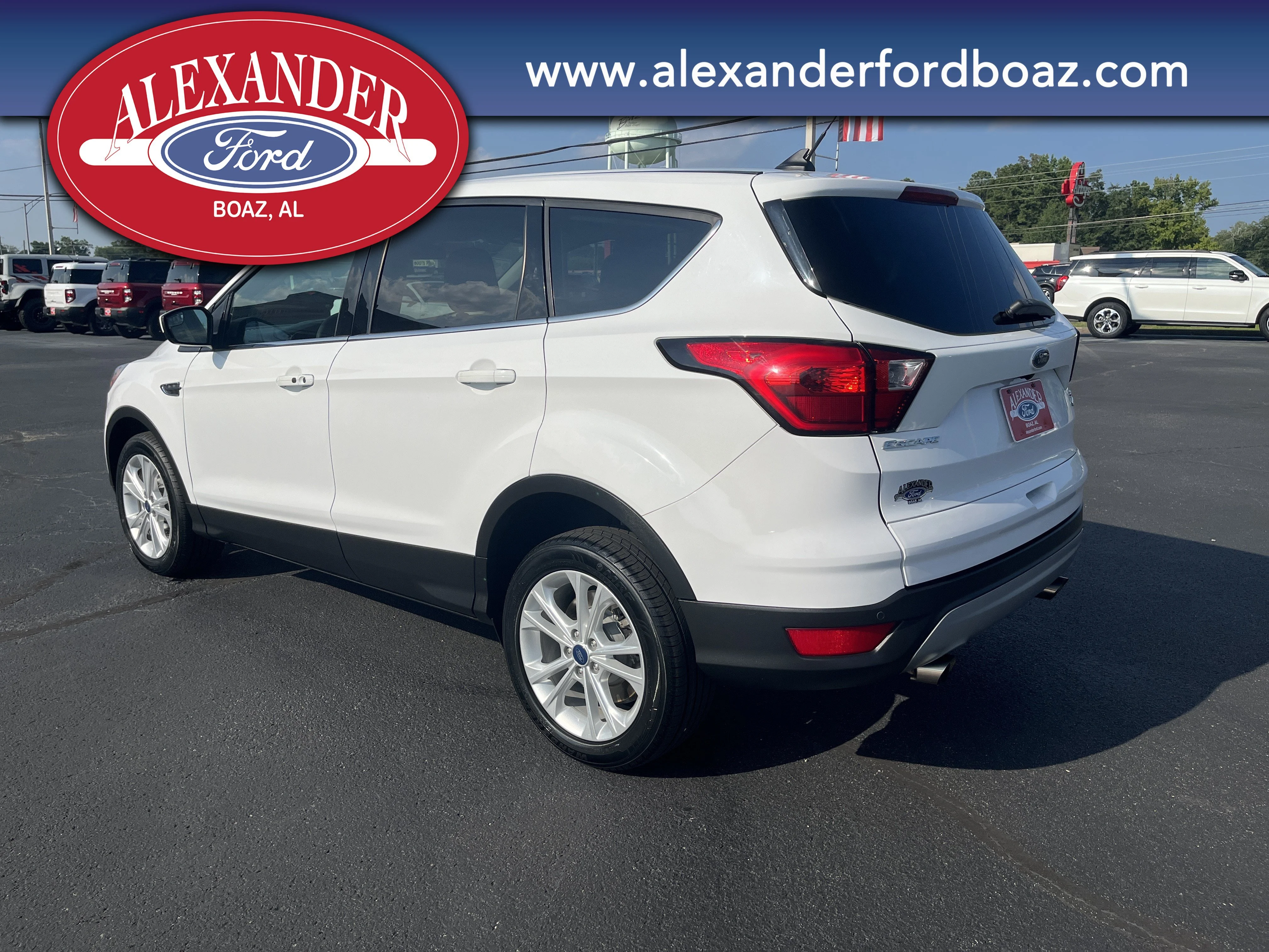 Used 2019 Ford Escape SE with VIN 1FMCU0GD7KUC37005 for sale in Boaz, AL