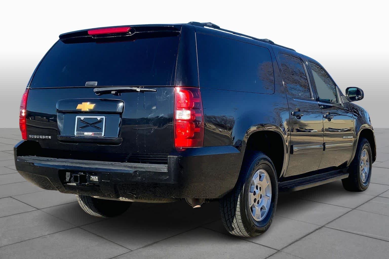 Used 2013 Black Chevrolet LS image 12