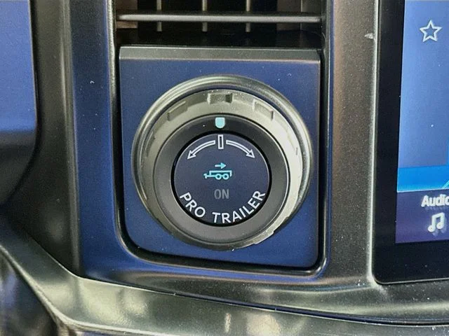 New 2027 Gray Ford Lariat image 21