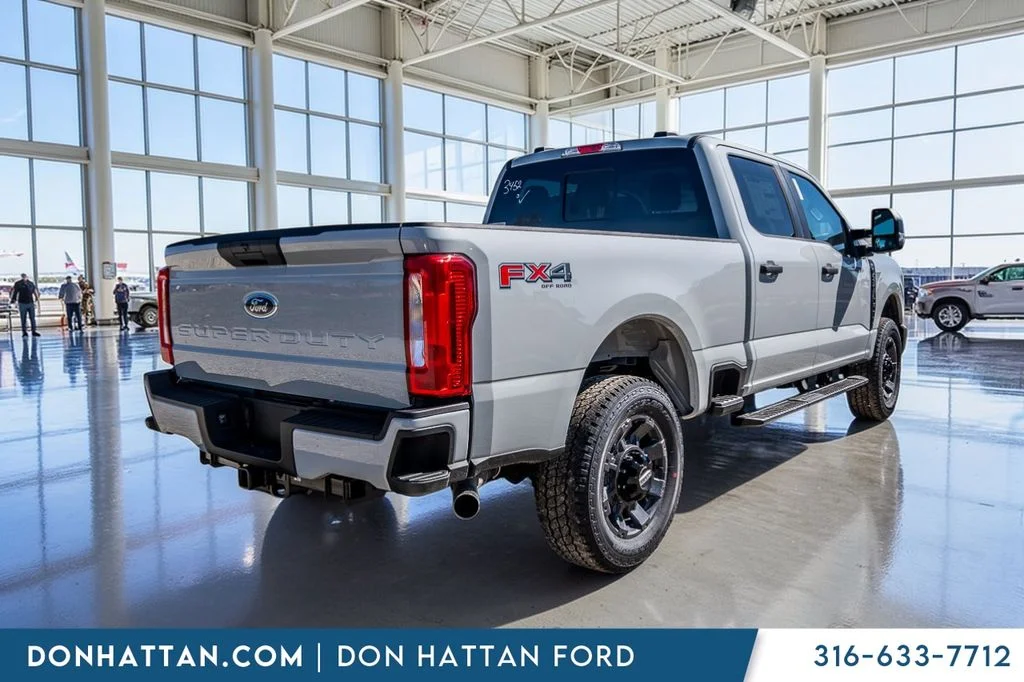 New 2026 Avalanche Ford F-250® XL image 26