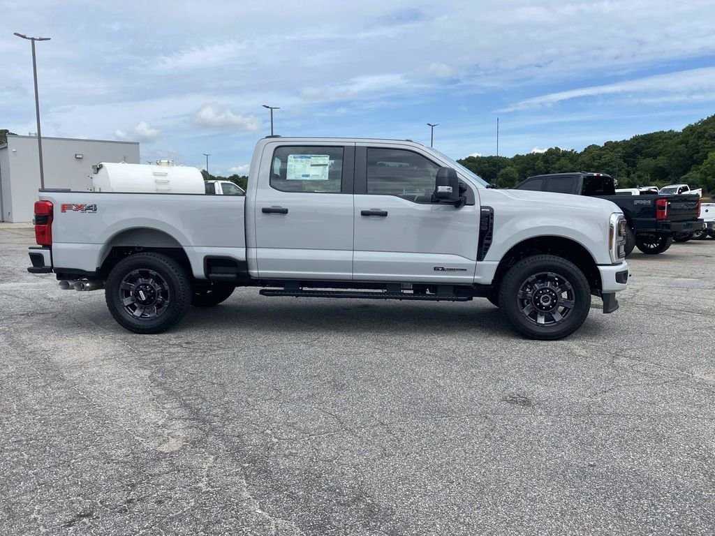 2026 Ford F-250 Super Duty XL - Photo 2