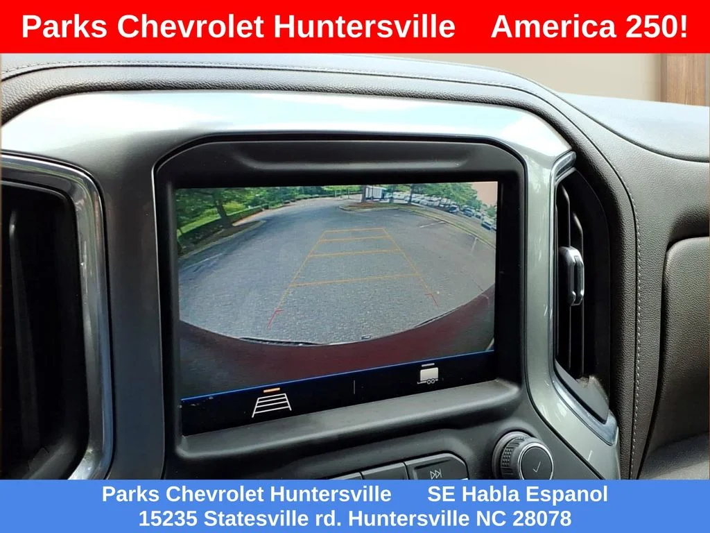 Used 2022 Red Chevrolet LT image 5