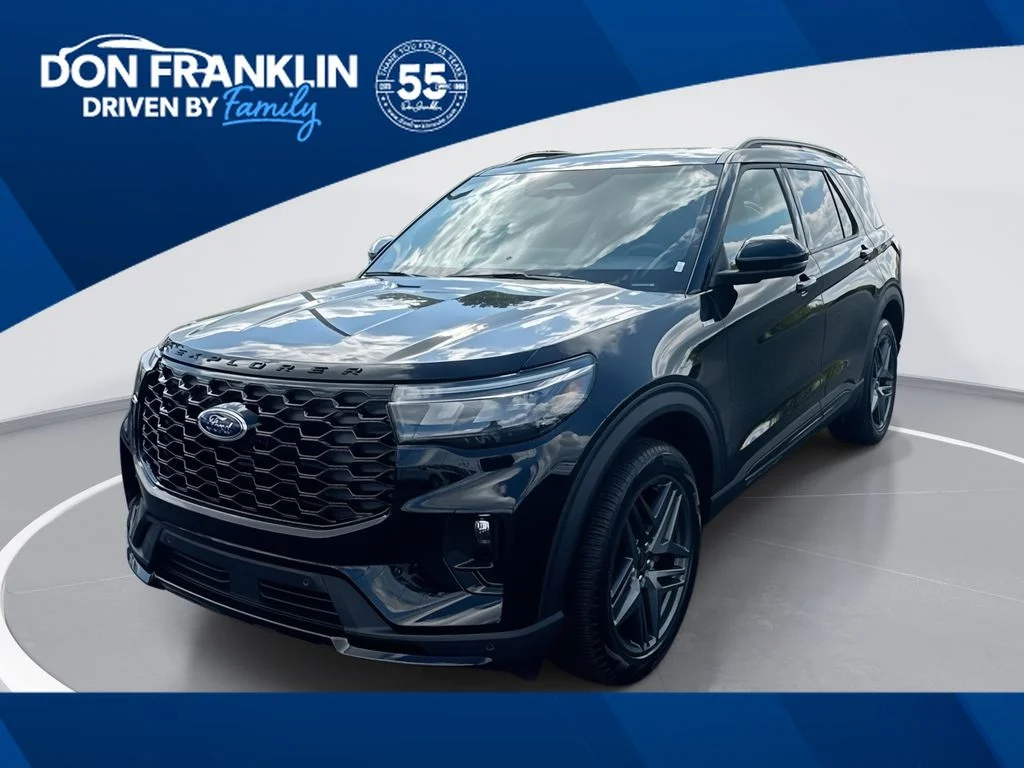 2026 Ford Explorer ST-LINE 4WD's photo